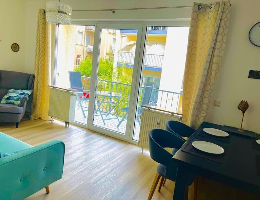 Sonniges Apartment In Ruhiger Und Zentraler Lage Pforzheim Dış mekan fotoğraf